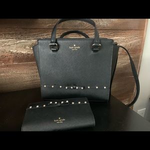 Like new Kate Spade bag w/ matching wallet